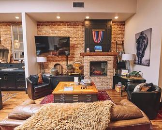 The Loft on Main in Sheridan, WY - Sheridan - Sala de estar