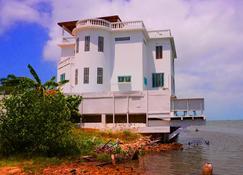 See Belize Vacation Rentals - Belize City - Building