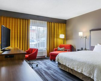 Hampton Inn Heath-Newark - Heath - Спальня