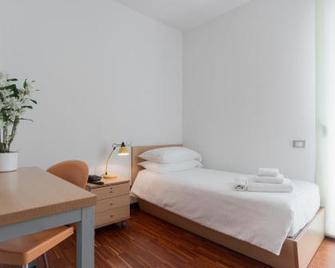 Camplus Lambrate Casa per Ferie - Milan - Bedroom