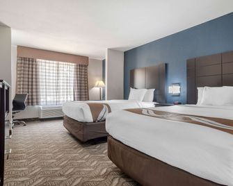 Quality Suites Baton Rouge East - Denham Springs - באטון רוז' - חדר שינה