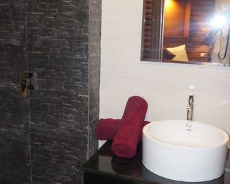 Lanta Intanin Resort - Ko Lanta - Yatak Odası