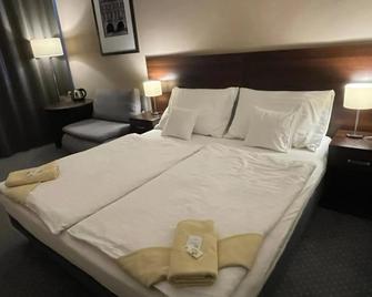 Hotel Zlaty Andel - Žatec - Habitación