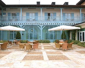 Hotel Palacio Urgoiti - Mungia - Patio