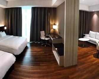 Higher Hotel - Bandar Seri Begavan - Yatak Odası