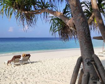 Nala Veli Beach & Spa - Ukulhas - Pláž