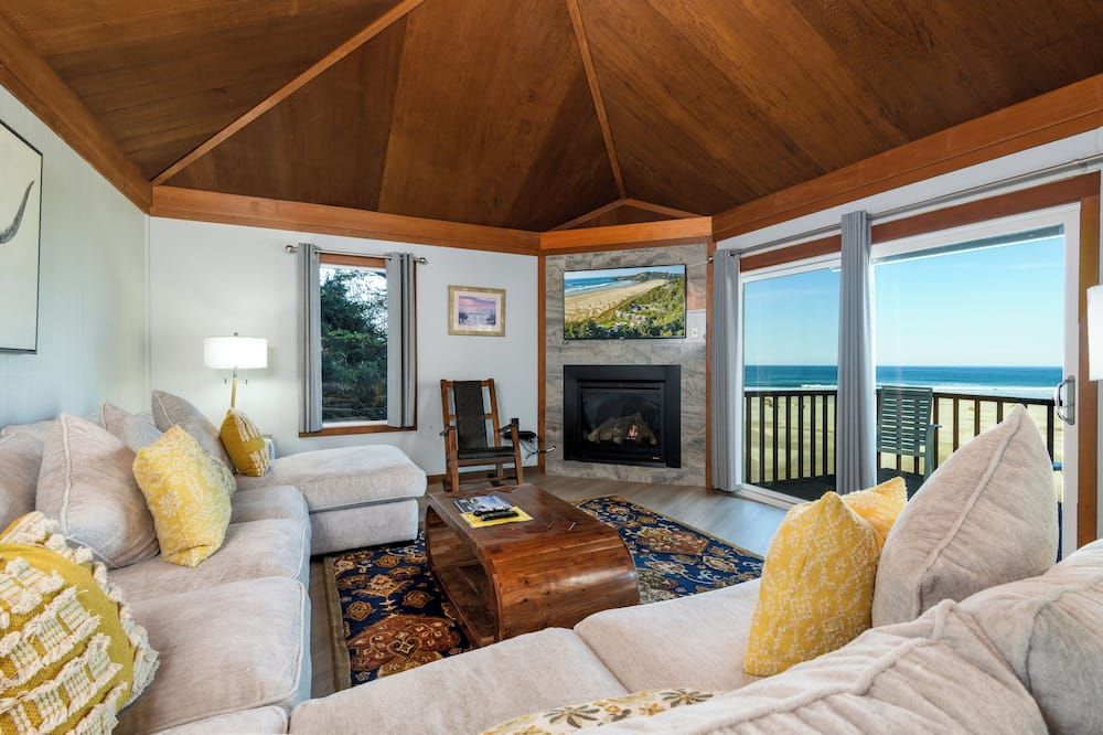 Little Creek Cove Beach Resort - ניופורט - סלון