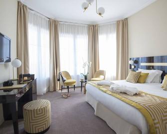 Hotel Carlton - Beaulieu-sur-Mer - Bedroom