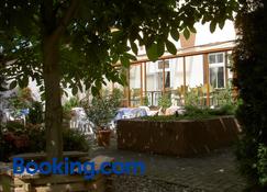 Hotel Gesellschaftshaus - Bergen auf Rügen - Gebouw