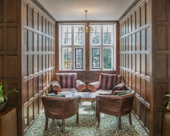 New Place - Southampton - Lounge