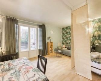 Superbe studio apartment à 2MN de Paris - Gentilly - Phòng ngủ