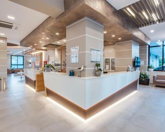 Adriatico Family Village - Gatteo - Salónek