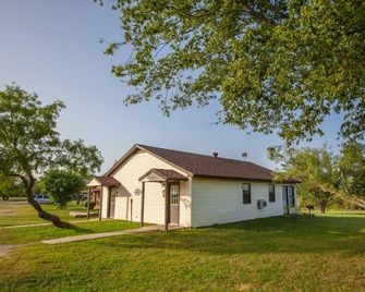 Bay Landing RV Campground - Bridgeport - Gebouw