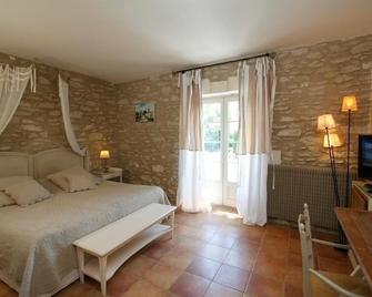 Mas des Carassins - Saint-Rémy-de-Provence - Bedroom