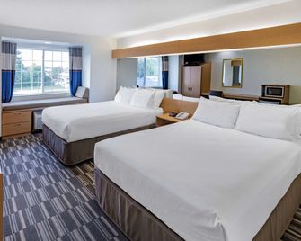 Microtel Inn & Suites by Wyndham Plattsburgh - Plattsburgh - Habitación
