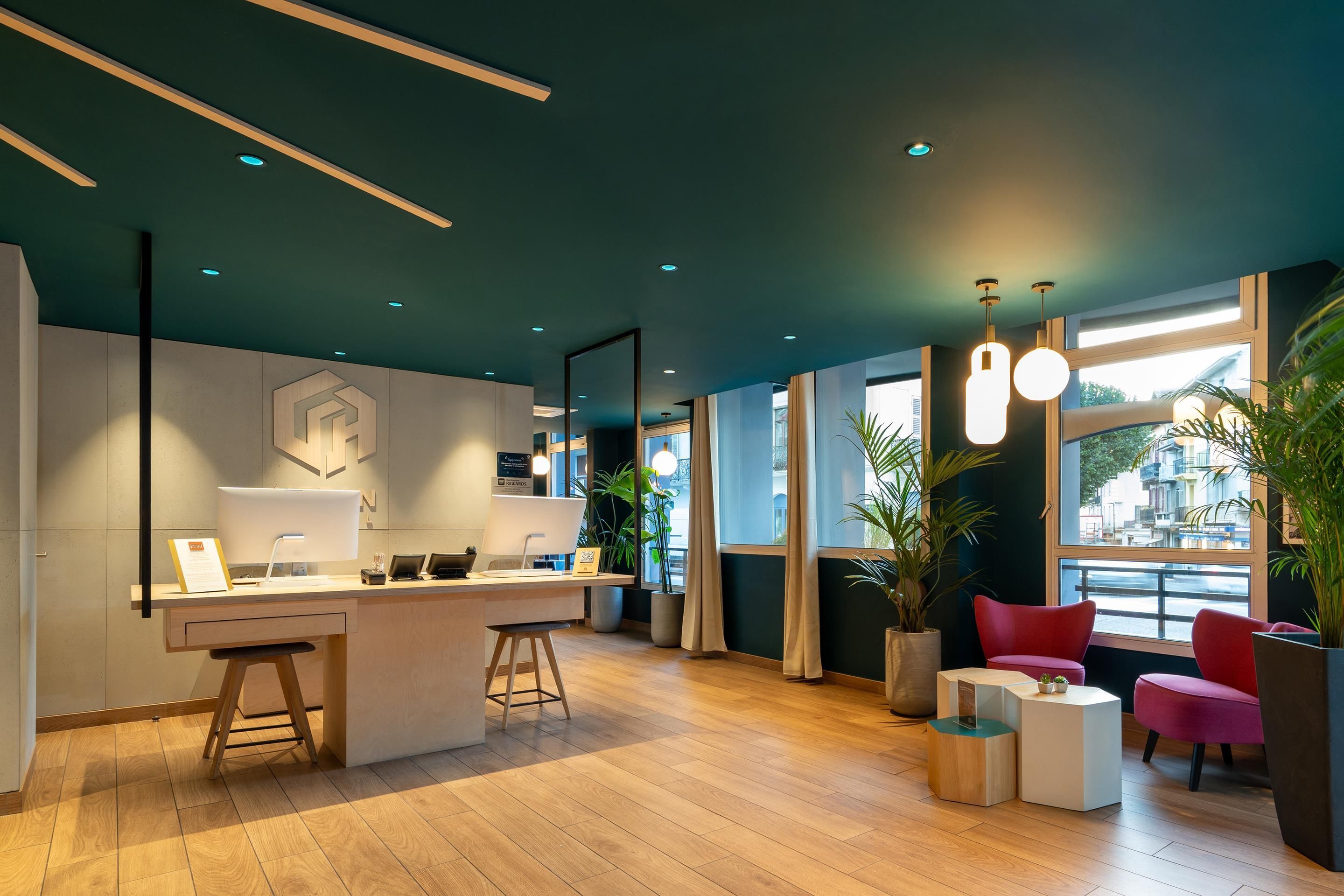 فندق إيكس ليه با الحضري، مجموعة بي دبليو سيجنتشر - إيه-ليه-بان - ردهة