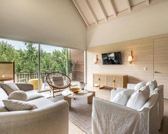 Newly Added El Portillo 2br Apt - Las Terrenas - Salon