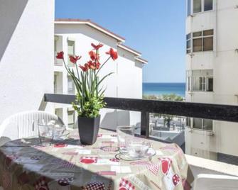 Cozy apartment in best side off Praia da Rocha - Portimão - Balcony