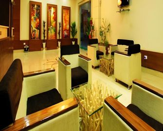 Hotel Paras Inn - Jodhpur - Front desk