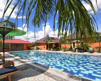 Bagan Emerald Hotel - Nyaung-U - Piscina