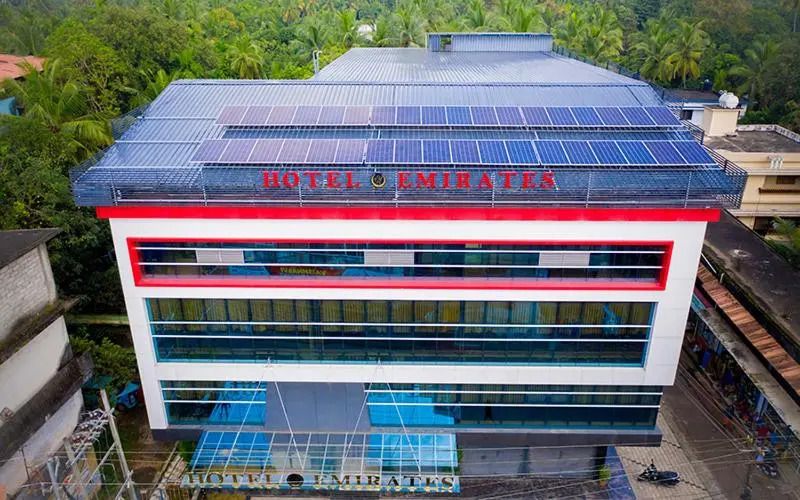 Hotel Emirates - Kanhangad - Edificio