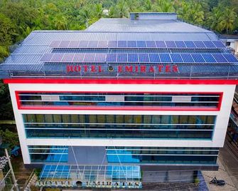 Hotel Emirates - Kanhangad - Будівля