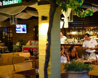 Mega Hotel - Gouvia - Bar
