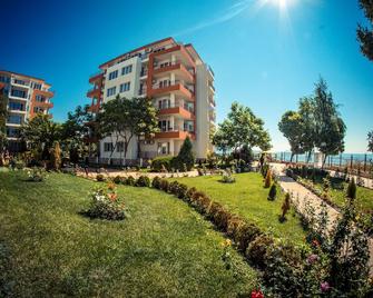 Riviera Fort Beach - Ravda - Budova