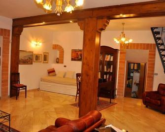 Basilicata Host to Host - Storia, mare e relax - la casa che cercate - - Pisticci - Huiskamer