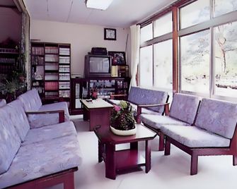 Towadako Hostel - Towada - Sala de estar