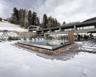 Hotel Viertler - Hafling - Pool