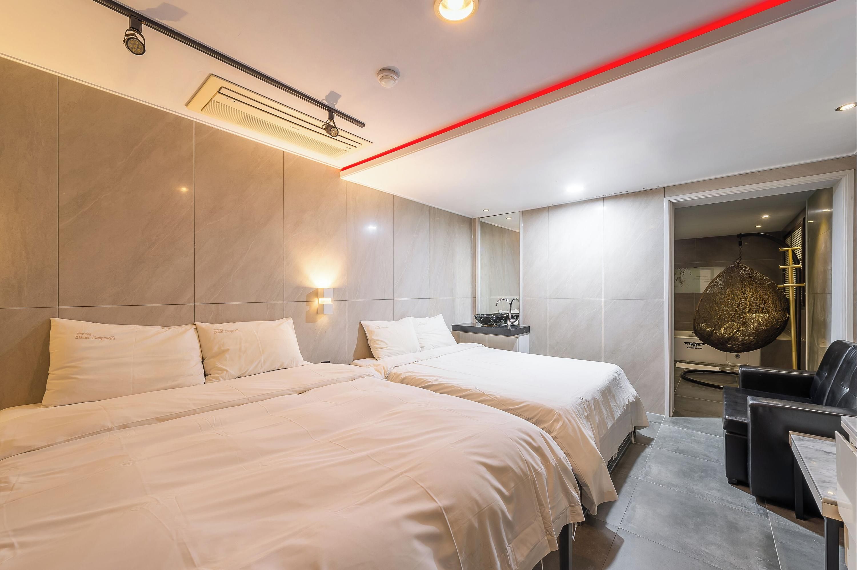 ديزاين هوتل دانيال كامبانيلا