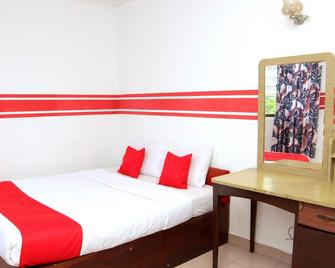 OYO 1173 Mandyrin Hotel - Sibu - Quarto
