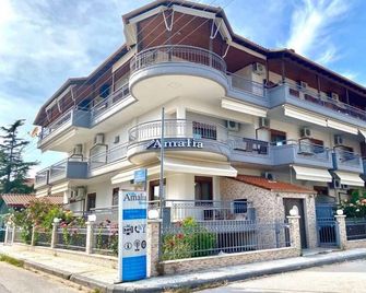 Villa Amalia Sun Beach - Nea Vrasna - Edificio