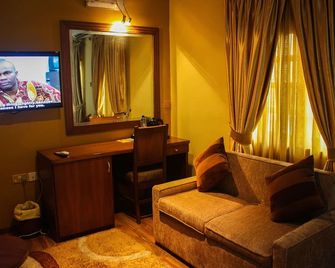 Banex Hotel and Suites - Mushin - Sala de estar