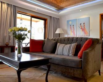 Villa Machakos Hotel and Conferencing - Machakos - Sala de estar