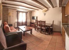 Apartamentos los Aljezares - Albarracín - Salon
