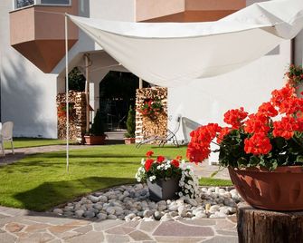 Hotel Scoiattolo - Baselga di Pinè - Θέα στην ύπαιθρο