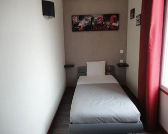 Hôtel des 2 Gares - Auxerre - Soveværelse