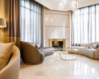 Hotel Dei Fiori - Alassio - Sala de estar