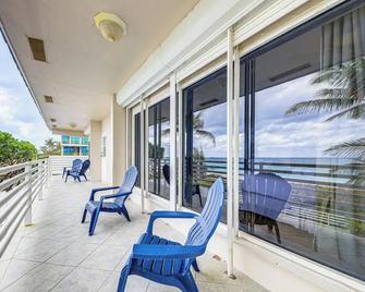 Oceanfront Retreat w/ Pool in Fort Lauderdale! - Fort Lauderdale - Balcó