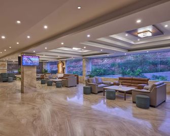 Royal Ritis Hubballi - Hubli - Lobby