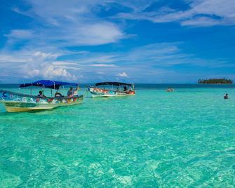San blas island Senidub - El Porvenir - Playa
