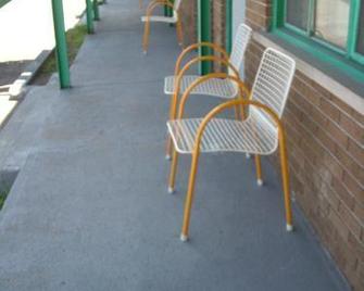 Motel Montreal - L'île Perrot - Patio