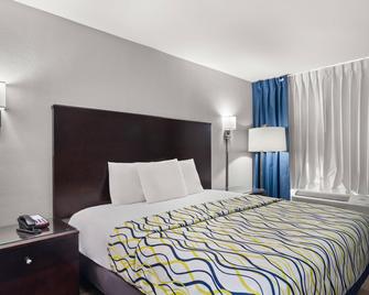 Suburban Studios - Orange Park - Schlafzimmer