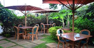 Mvuli House - Nairobi - Patio