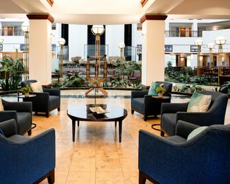 Embassy Suites by Hilton Portland Airport - Portland - Lobby
