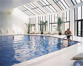 Bei Zhaolong, A Joie de Vivre Hotel - Beijing - Pool