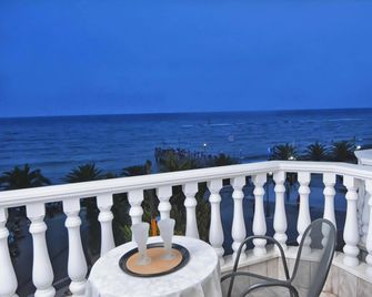 Hotel Ioni - Paralia - Balcony