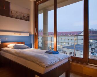 Hostel Bureau - Zagreb - Bedroom